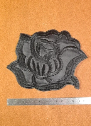 Patch Écusson Broderie Neuf Rose Noire, marque: Rose Noire, état: Neuf sans étiquette, 7,00 €, 8,05 € Protection acheteurs incluse