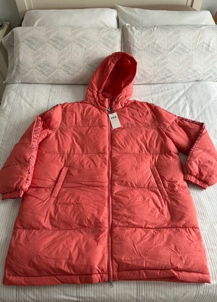Abrigo acolchado Fila talla L, marca: FILA, estado: Nuevo con etiquetas, tamaño: L / 40 / 12, 65,00 €, 68,95 € Protección al comprador incluida