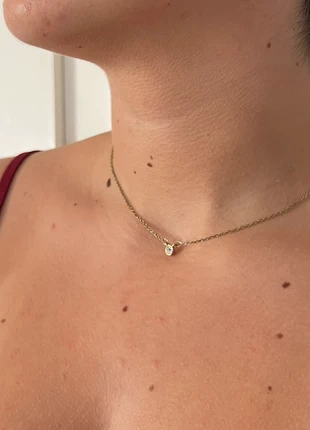 Collier dorée + pierre, zustand: Zufriedenstellend, 3,70 €, 4,59 € inklusive Vinted-Käuferschutz