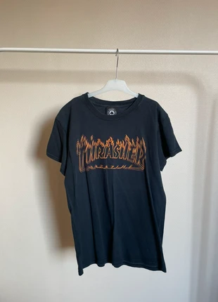 T-shirt thrasher a flammes, marque: Thrasher, état: Très bon état, taille: M / 38 / 10, 5,00 €, 5,95 € Protection acheteurs incluse