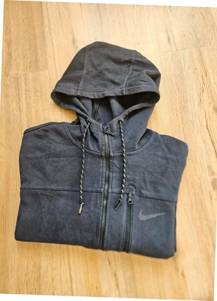 Veste Nike - Noir - Taille L, marke: Nike, zustand: Sehr gut, größe: L, 20,00 €, 21,70 € inklusive Vinted-Käuferschutz