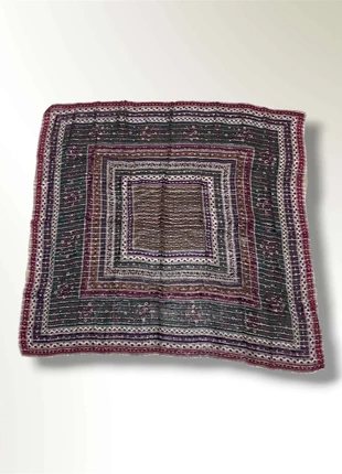 Foulard vintage donna, brand: Vintage Dressing, condizioni: Ottime, €5.00, €5.95 include la Protezione acquisti