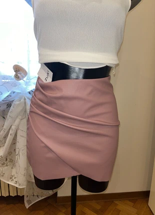 Gonna in ecopelle rosa Zuiki, marke: Zuiki, zustand: Neu, mit Etikett, größe: XS / 34 / 6, 6,00 €, 7,00 € inklusive Vinted-Käuferschutz