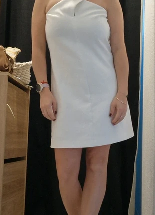 Robe ba&sh blanche, merk: Ba&sh, staat: Heel goed, maat: M / 38 / 10, € 10,00, € 11,20 inclusief Kopersbescherming