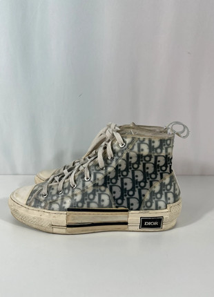 Dior b23, marque: Dior, état: Très bon état, taille: 41, 120,00 €, 126,70 € Protection acheteurs incluse