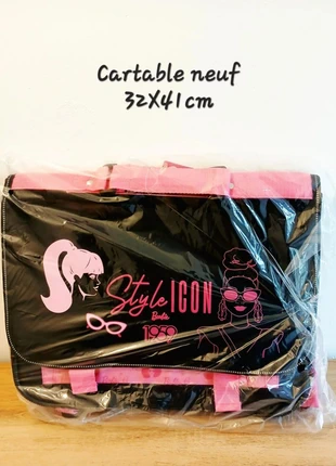 Barbie Cartable / Sac à dos 32x41cm, marque: Barbie, état: Neuf avec étiquette, 14,90 €, 16,35 € Protection acheteurs (Pro) incluse