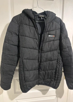 Doudoune à doublure imperméable, marca: Ellesse, estado: Nuevo sin etiquetas, tamaño: 14 años / 164 cm, 55,00 €, 58,45 € Protección al comprador incluida