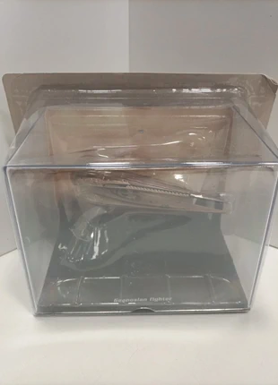 Figurine star wars geonosian fighter, marke: Atlas, zustand: Gut, 5,99 €, 6,99 € beinhaltet Vinted-Käuferschutz Pro