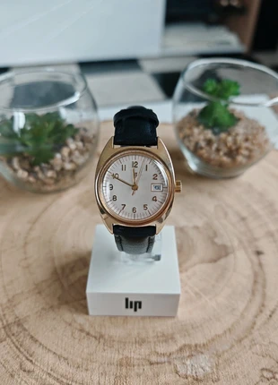 Montre Vintage LIP mécanique années 70 plaquée or dateur réf: 114631, marque: LIP, état: Très bon état, taille: Jusqu'à 30 mm, 114,90 €, 121,35 € Protection acheteurs (Pro) incluse