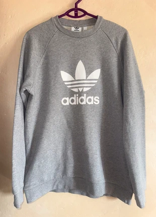 Felpa Adidas Originals Grigia con Logo 🌿, marca: adidas, estado: Muy bueno, tamaño: M, 25,00 €, 26,95 € Protección al comprador incluida