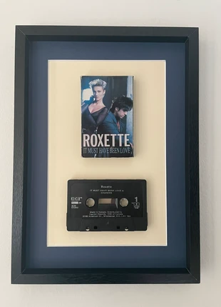 Cornice A4 con musicassetta Roxette – It Must Have Been Love (1987), staat: Heel goed, € 50,00, € 53,20 inclusief Kopersbescherming