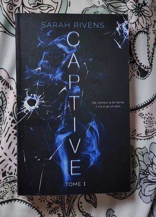 Sarah rivens - captive - tome 1, état: Neuf avec étiquette, 18,00 €, 19,60 € Protection acheteurs incluse