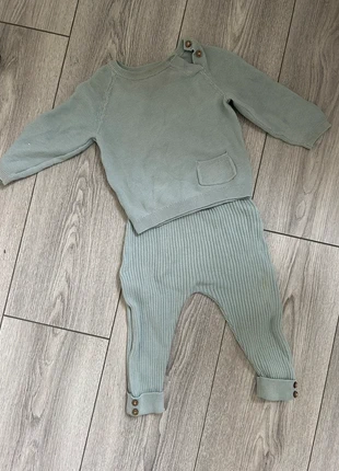 Ensemble pull pantalon maille bébé, marca: C&A, estado: Bom, tamanho: 6-9 meses / 68 cm, €2.00, €2.80 inclui Proteção do Comprador