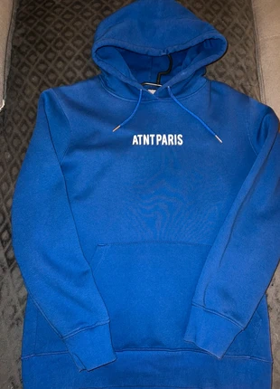 Pull Atnt paris bleu fleurs taille M, marke: Atnt Paris, zustand: Neu, größe: M, 60,00 €, 63,70 € inklusive Vinted-Käuferschutz