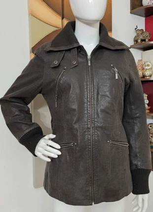 Giacca Vera Pelle Marrone Scuro - Urban Y2K, marke: Vera Pelle, zustand: Sehr gut, größe: S / 36 / 8, 25,00 €, 26,95 € inklusive Vinted-Käuferschutz