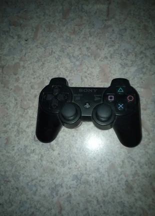 manette ps3 utilic, marque: PlayStation, état: Très bon état, 5,00 €, 5,95 € Protection acheteurs incluse