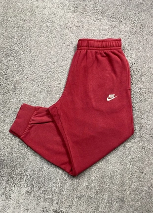 Jogging nike bordeaux logo brodé blanc #12, brand: Nike, condition: Very good, size: M, €27.00, €29.05 includes Buyer Protection