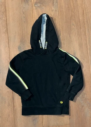 Hoodie sweater trui zwart met neon zijstreep, marque: Europe Kids, état: Bon état, taille: 6 ans / 116 cm, 2,50 €, 3,33 € Protection acheteurs incluse