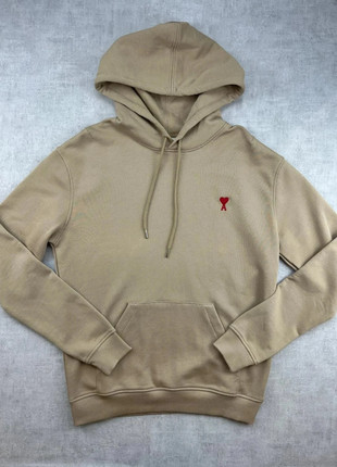 Sweat à capuche AMI Paris beige T-M Logo cœur rouge -AMI117H, marque: AMI, état: Neuf sans étiquette, taille: M, 79,00 €, 83,65 € Protection acheteurs incluse