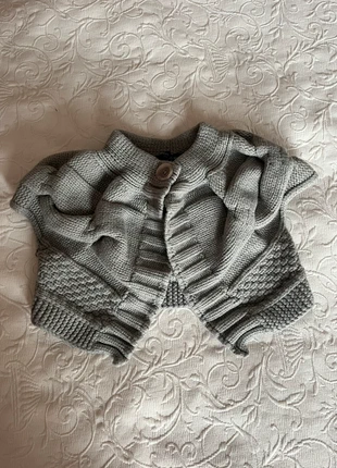 Piccolo coprispalle, merk: Lana, staat: Heel goed, maat: 3 jaar / 98 cm, € 5,00, € 5,95 inclusief Kopersbescherming