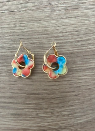 Boucles d’oreilles créoles dorées & fleurs multicolores, marca: La Boutique, estado: Muito bom, €4.50, €5.43 inclui Proteção do Comprador