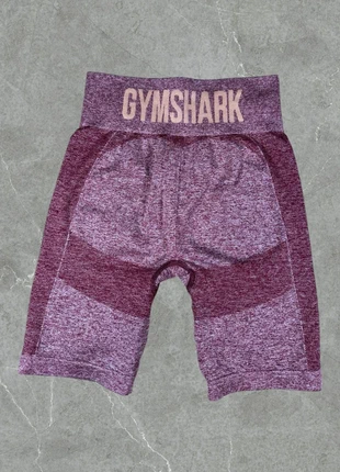 Short Gymshark Rose Taille M Femme, marque: Gymshark, état: Très bon état, taille: M / 38 / 10, 20,00 €, 21,70 € Protection acheteurs (Pro) incluse