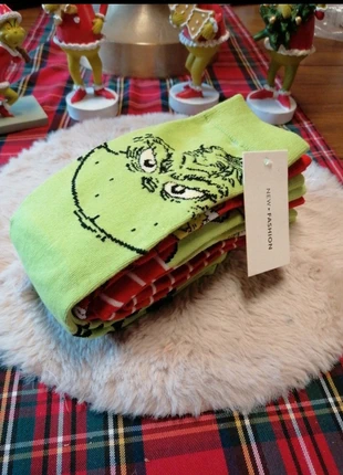 Lot de 5 paires de chaussettes Grinch Noël, merk: GMMboutique, staat: Nieuw zonder prijskaartje, maat: S | 35–38, € 12,00, € 13,30 inclusief Kopersbescherming Pro