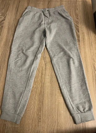 Pantalon Celio gris taille S, marca: Celio, estado: Novo sem etiquetas, tamanho: S, €8.00, €9.10 inclui Proteção do Comprador