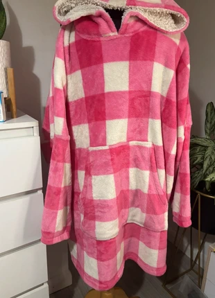 Woman’s pink plaid fluffy hoodie, brand: Nutmeg, condition: Good, size: One size, £2.50, £3.33 includes Buyer Protection