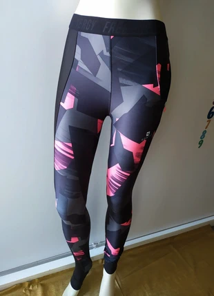 Leggings sportivi Decathlon, brand: Decathlon, condizioni: Ottime, taglia: XS / IT 38 / EU 34, €3.00, €3.85 include la Protezione acquisti