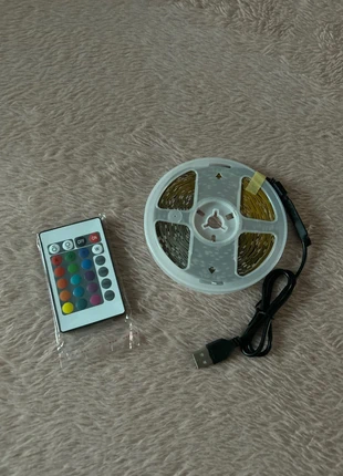 Ruban led multicolore 15 mètres avec télécommande neuf, état: Neuf, 16,00 €, 17,50 € Protection acheteurs incluse