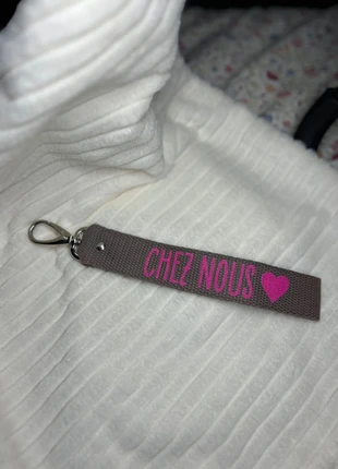 Porte clé mousqueton jute toiles chics neuf chez nous, marque: Toiles Chics, état: Neuf sans étiquette, 4,00 €, 4,90 € Protection acheteurs incluse