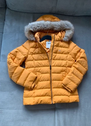 Tommy Hilfiger Daunenjacke Senfgelb Größe M für Frauen, merk: Tommy Hilfiger, staat: Nieuw met prijskaartje, maat: M / 38 / 10, € 170,00, € 179,20 inclusief Kopersbescherming