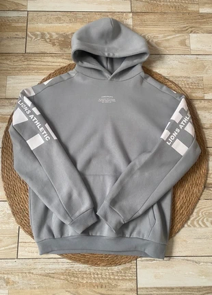 Pullover aesthetic, brand: Aesthetic, condizioni: Nuovo senza cartellino, taglia: M, €17.99, €19.59 include la Protezione acquisti