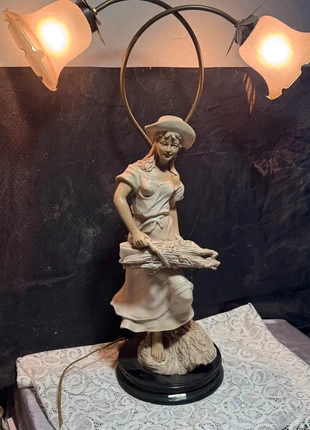 Grande lampe vintage Gaipol – Sculpture femme champêtre – Bronze & porcelaine – 78 cm, marke: Gaipol, zustand: Sehr gut, 100,00 €, 105,70 € inklusive Vinted-Käuferschutz