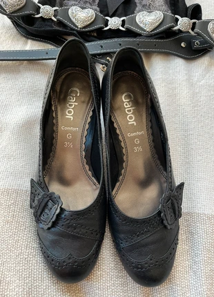 Gorgeous Mini Heel Lace Design shoes, merk: Gabor, staat: Goed, maat: 36.5, € 15,00, € 16,45 inclusief Kopersbescherming