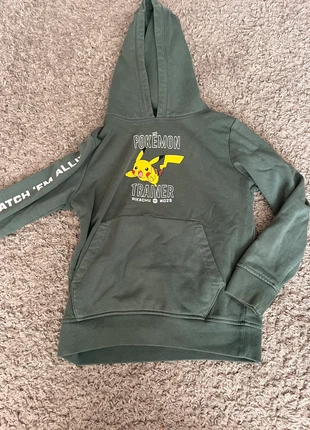 Pokémon Hoodie, brand: Pokémon, condition: Good, size: 7 years / 122 cm, £4.30, £4.94 includes Buyer Protection
