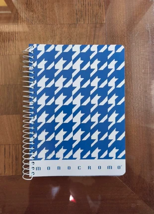 🔵Notebook Monocromo blu e bianco con rilegatura a spirale. Nuovo, idea regalo, marque: Monocromo, état: Neuf sans étiquette, 7,00 €, 8,05 € Protection acheteurs incluse
