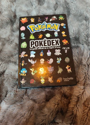 Livre pokémon, condition: Very good, €4.00, €4.90 includes Buyer Protection