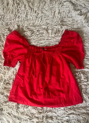 Joli petit top rouge épaules dénudées H&M taille S, marca: H&M, estado: Nuevo sin etiquetas, tamaño: S / 36 / 8, 3,00 €, 3,85 € Protección al comprador incluida