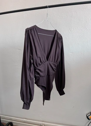 Bruine body, état: Très bon état, taille: Taille unique, 3,00 €, 3,85 € Protection acheteurs incluse