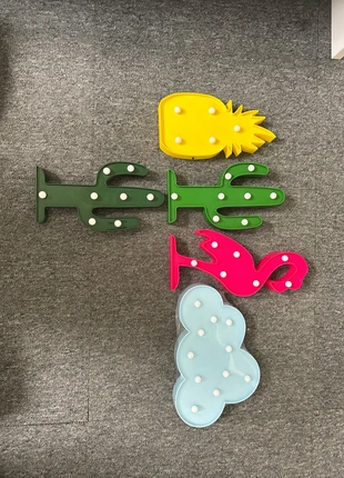 Decoratieve lampjes ananas cactus flamingo en wolk, condizioni: Nuovo con cartellino, €15.00, €16.45 include la Protezione acquisti