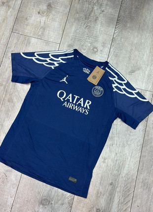 Maillot Paris, marque: Jordan x PSG, état: Neuf avec étiquette, taille: M, 26,99 €, 29,04 € Protection acheteurs incluse