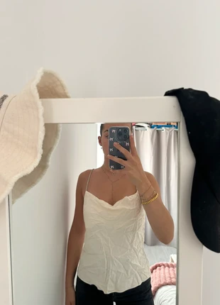 Top en satin dos nu, brand: H&M, condition: New without tags, size: XS / 34 / 6, €8.00, €9.10 includes Buyer Protection