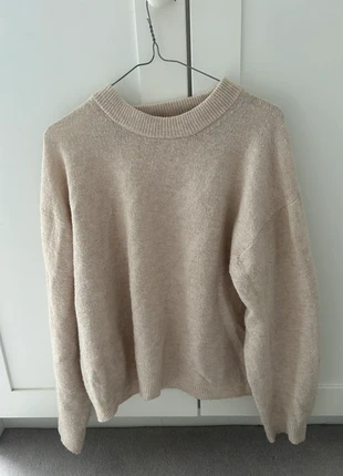 Cream/Beige colour H & M wool jumper, brand: H&M, condition: Good, size: M / 38 / 10, €15.00, €16.45 includes Buyer Protection