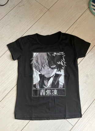 2 tee shirt manga, merk: Shein, staat: Heel goed, maat: XS, € 7,50, € 8,58 inclusief Kopersbescherming