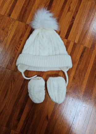 Zimowa czapeczka I rekawiczki, marke: Primark, zustand: Neu, größe: 1-2 years, 49 cm, 2,00 €, 2,80 € inklusive Vinted-Käuferschutz