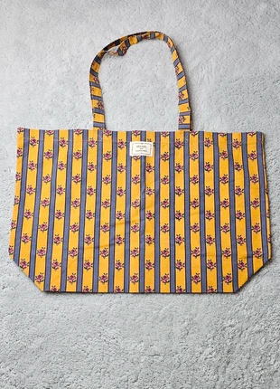 Sac Sézane tote bag orange fleuri, Sézane invite Mariadelaorden neuf, marque: Sézane, état: Très bon état, 17,00 €, 18,55 € Protection acheteurs incluse