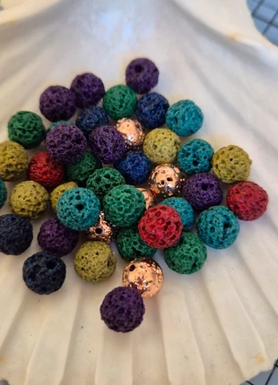Lot 40 perles multicolores, brand: Pierre, condition: Very good, €1.00, €1.75 includes Buyer Protection