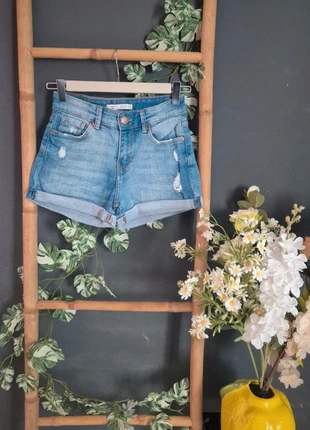 Short Bershka taille XXS, marque: Bershka, état: Très bon état, taille: XXS / 32 / 4, 8,99 €, 10,14 € Protection acheteurs incluse